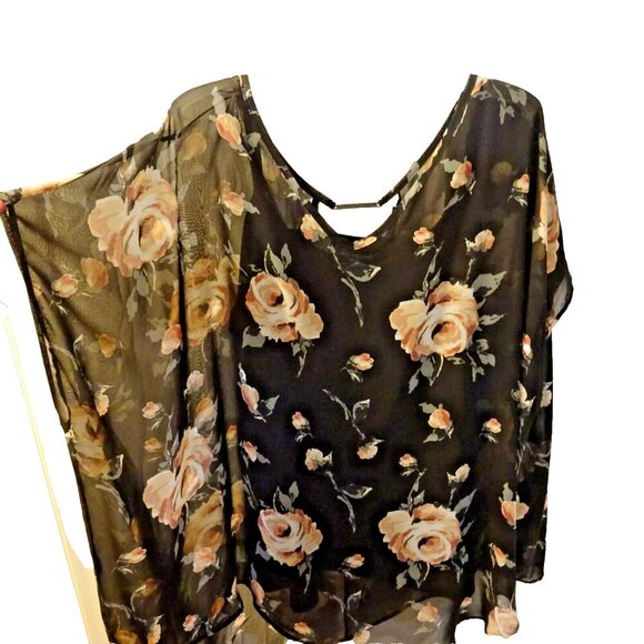 Lane Bryant Black Floral Chiffon Overlay V Neck Boho Kimono Style Top Sz 26 28 - Picture 2 of 9